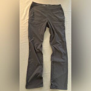 Women’s Mountain Hardwear Charcoal Hiking Pants Size Small P 31” Outdoors Hike